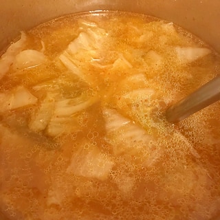 白菜　キムチスープ